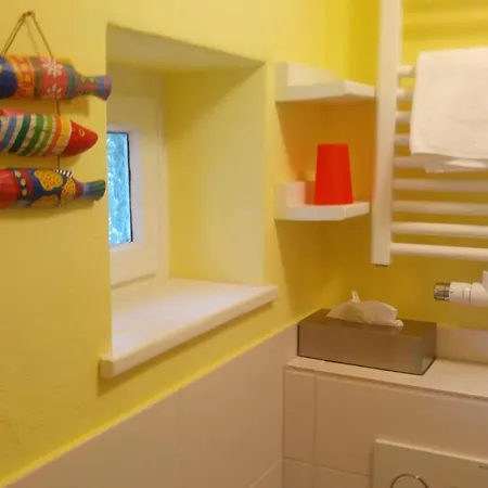 Mini House Ii